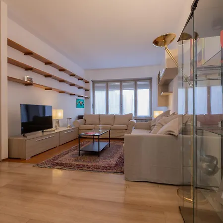 The Billiards Flat By Wonderful Italy *