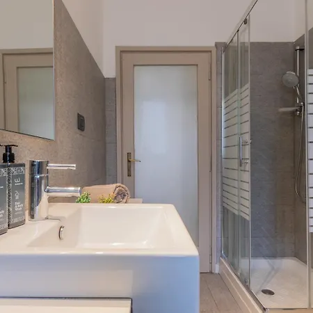 The Billiards Flat By Wonderful Italy *